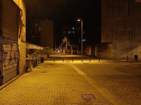 Imagen nocturna tomada con el A6 Pro 5G.