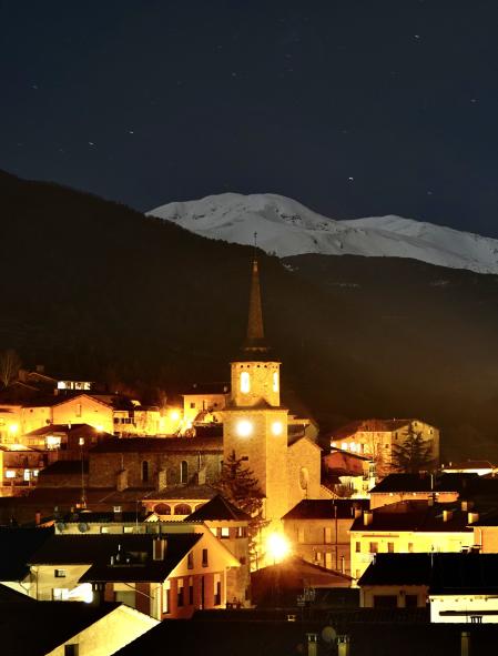 El Puigmal nevado desde Campdevànol.