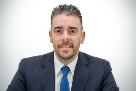 El equipo analiza el inmueble, la situación económica del cliente y la viabilidad real de la operación antes de presentar una propuesta detallada