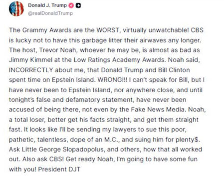 Trump escribe un mensajeen la red social 'TruthSocial' sobre el chiste del cómico en los Grammy