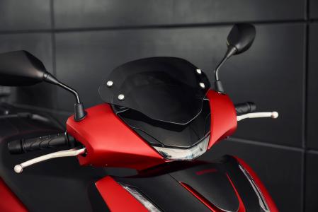 El frontal equipa una pequeña visera&nbsp;