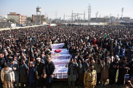 Multitudinario funeral por las víctimas del atentado suicida&nbsp;