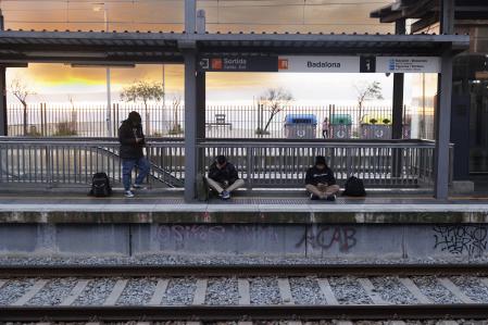 La estación de Rodalies de Badalona, a primera hora del 2 de febrero