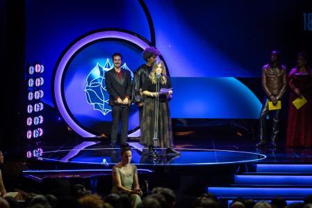 Yasmina Praderas recoge el Gaudí a mejor sonido por 'Sirât'.