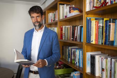 “Nos hemos centrado en el ático y nos hemos olvidado de los cimientos”