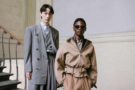 Soshiotsuki combina las técnica de patronaje sartorial con las siluetas holgadas propias del kimono tradicional japonés