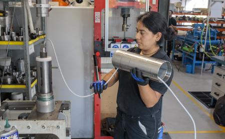 Interior de una fábrica&nbsp;