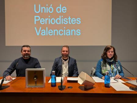 Natxo Andreu, Vicent Marco y Cristina Chirivella, ayer en la Asamblea de la Unió