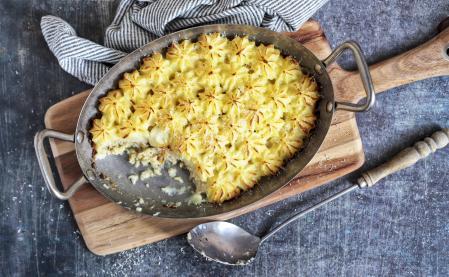 Pastel de merluza con pure de patatas