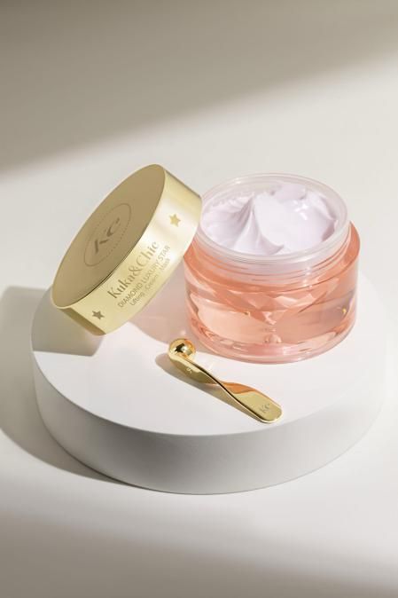 Esta mascarilla puede y debe aplicarse cada noche. Mejor tras el retinol para despertar con la piel sana y luminosa