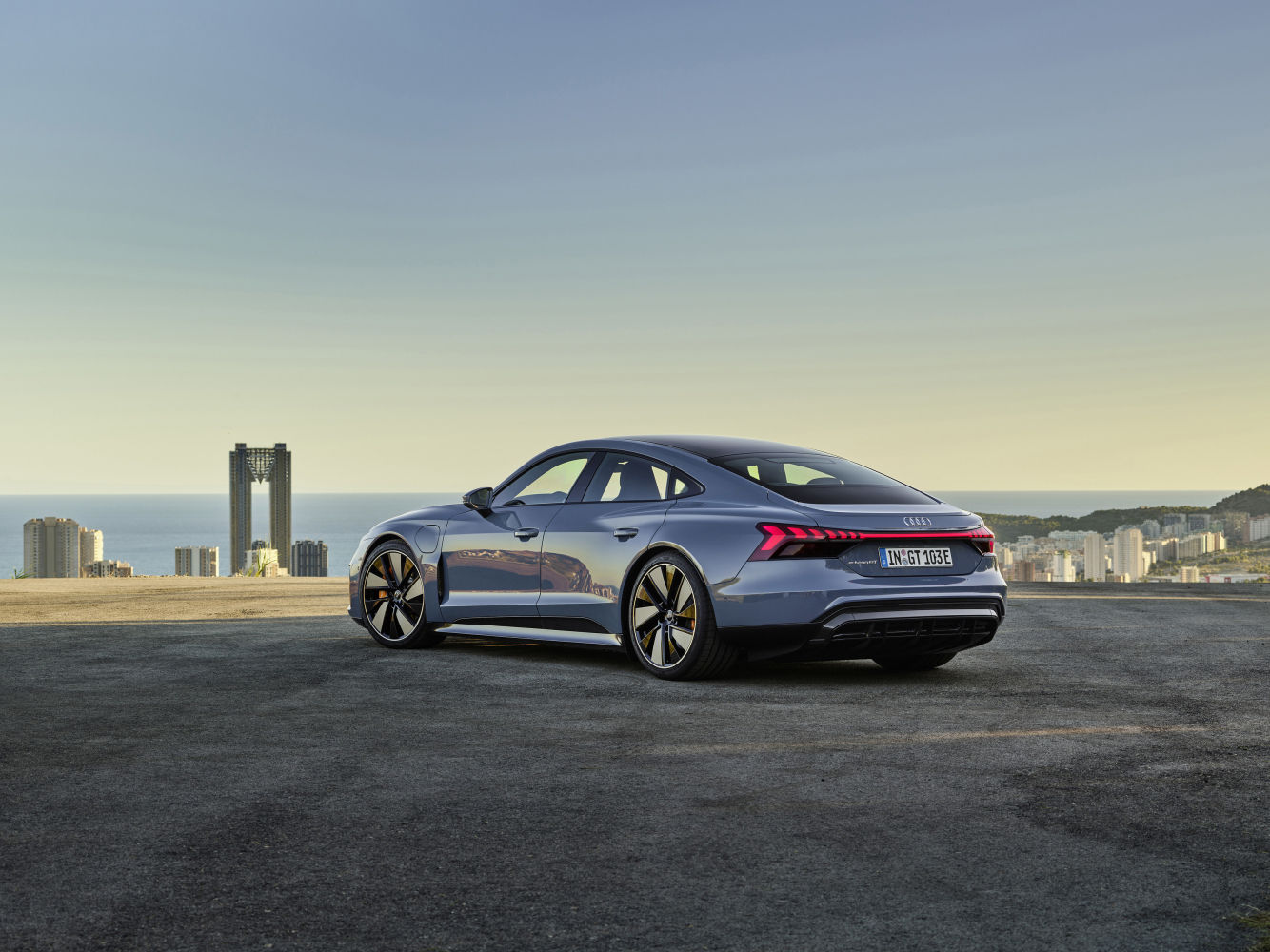 Audi e-tron GT quattro