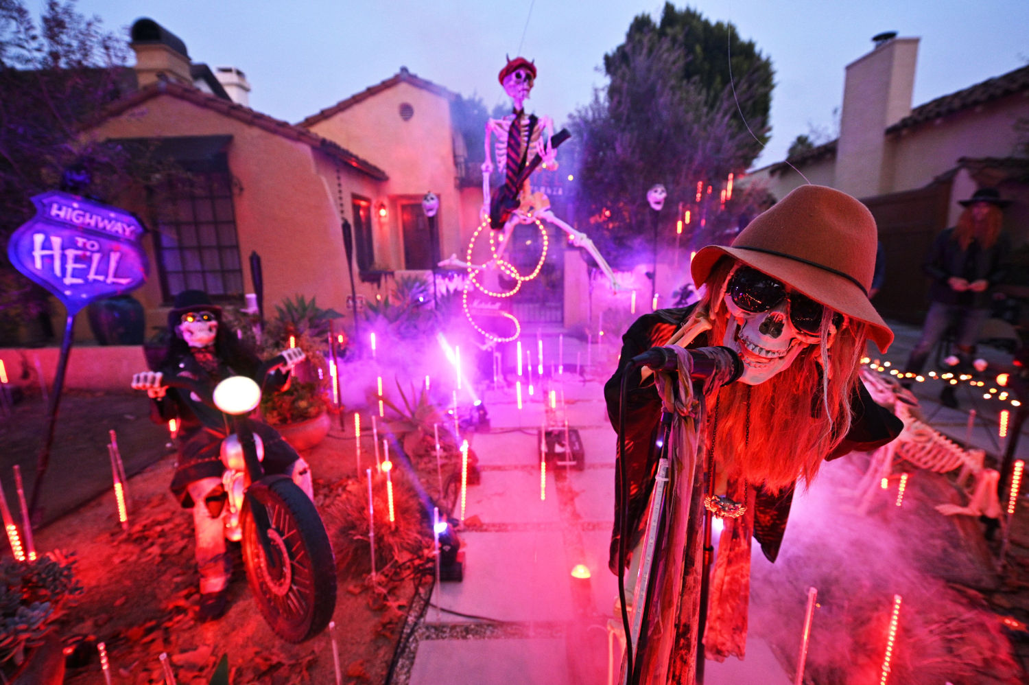 Un vecindario de la localidad de Encinitas, en California, se prepara para celebrar Halloween
