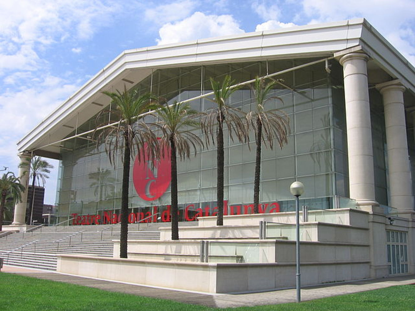 El Teatre Nacional de Catalunya (TNC), diseñado por Ricardo Bofill