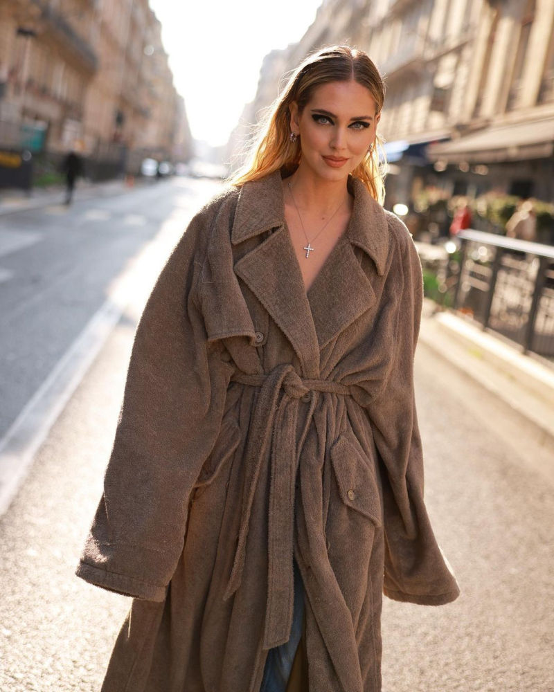 La influencer Chiara, fiel a las semanas de la moda, estuvo en el front row de Dior y Balenciaga