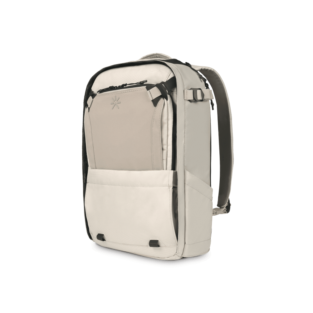 La mochila definitiva. Tropicfeel lanza la mochila de viaje definitiva. Versátil, innovadora y con expansión modular e inteligente. Tropicfeel.com