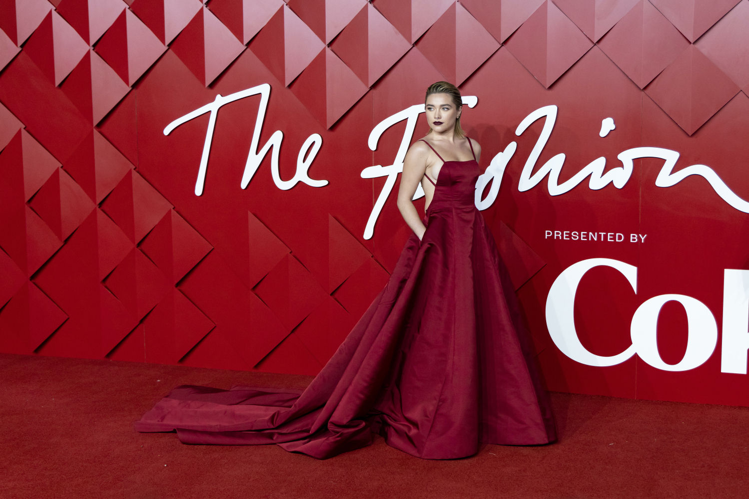 Florence Pugh en la alfombra roja de los British Fashion Awards 2022