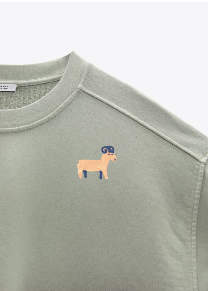 Sudadera con signo del zodiaco personalizable por 25,95 euros