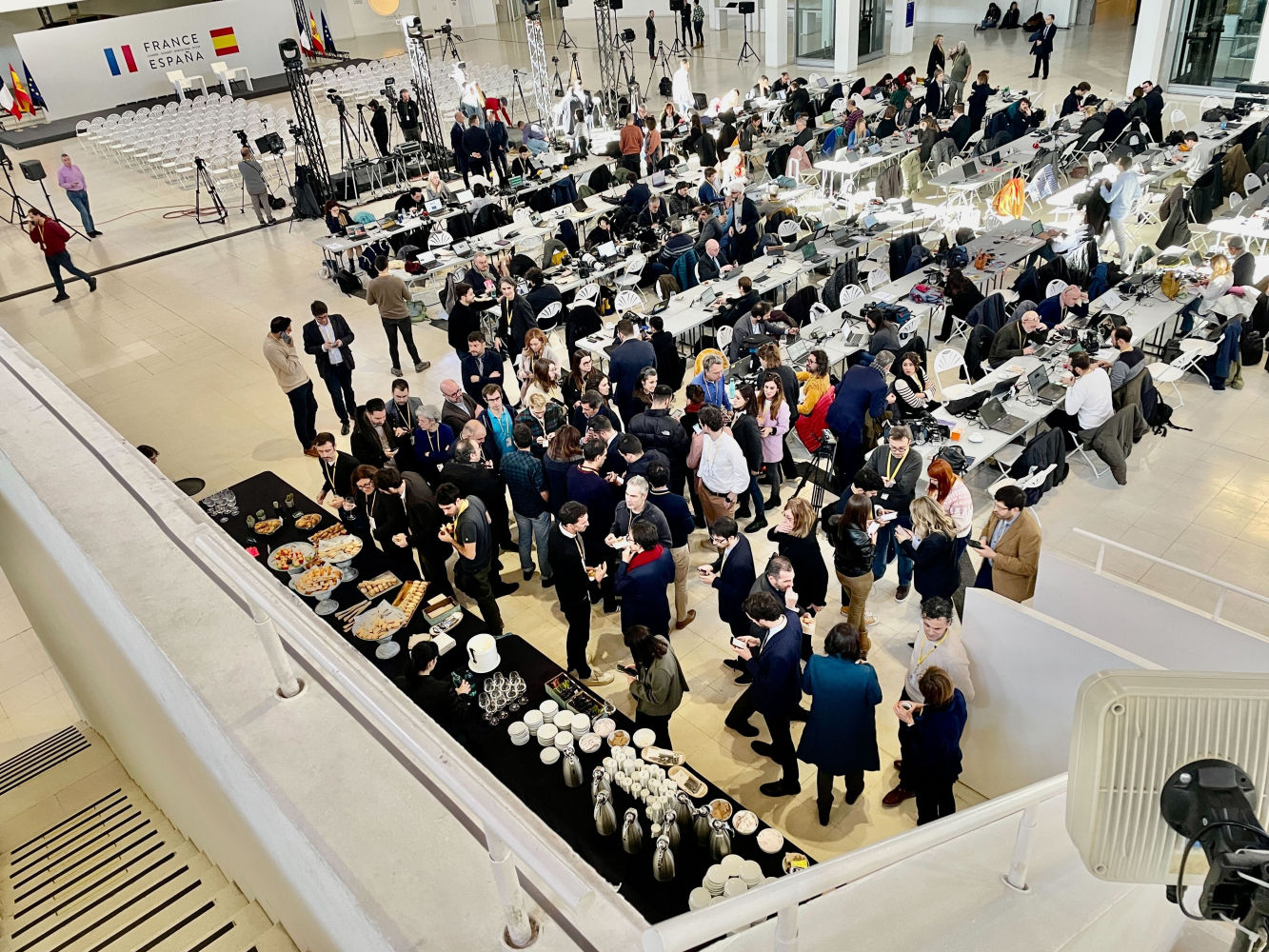 Sala de prensa de la cumbre hispano-francesa.