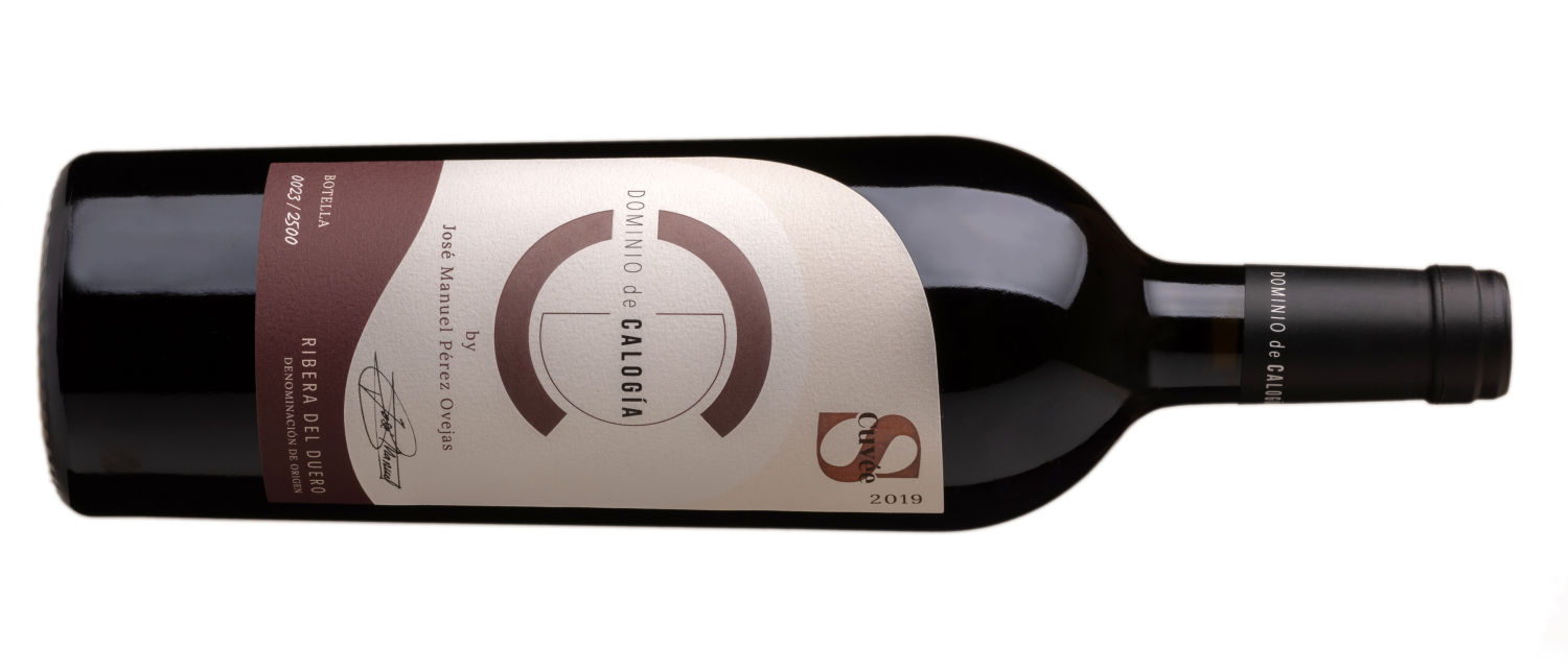 C Dominio de Calogía Cuvée ‘S’ 2019  DO RIBERA DEL DUERO 170 euros: Una cosecha con solo 2.500 botellas numeradas de un vino apoteósico. José Manuel Pérez Ovejas brilla mucho con su proyecto personal. Enorme tinto fino criado durante 26 meses en roble francés de grano fino (Allier). Excelente grandeza con un gran equilibrio.