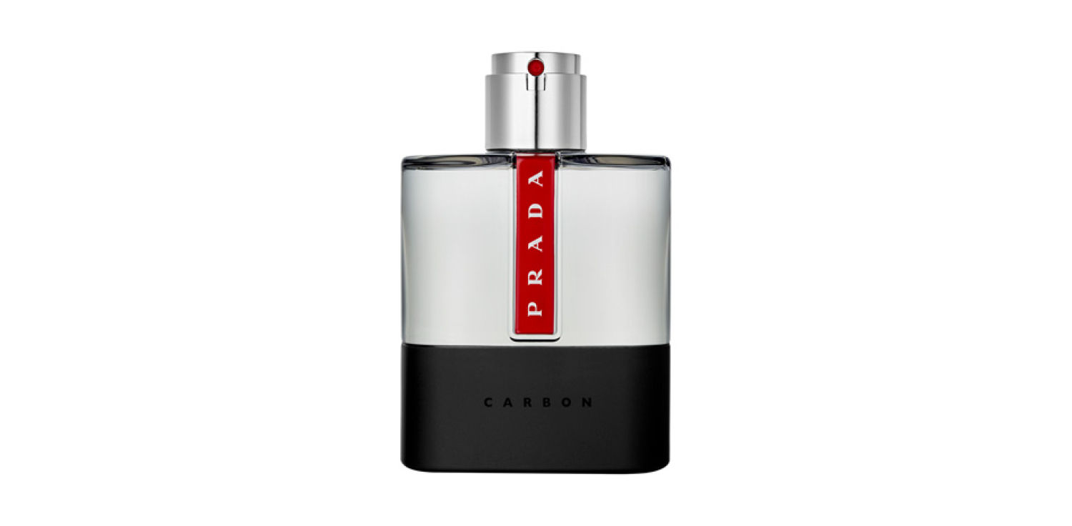 Alto rendimiento. Inspirada en la competición naútica. Lavanda y geranio con un toque mineral. Luna Rossa Carbón, de Prada, 100 ml, 98,20 euros