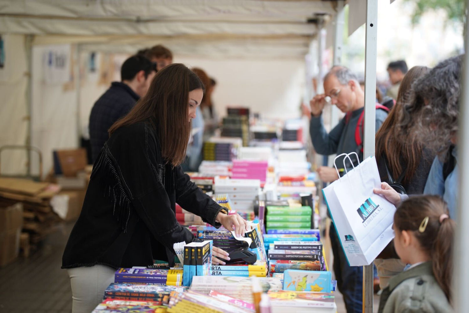 Una parada de libros en la Diada de Sant Jordi