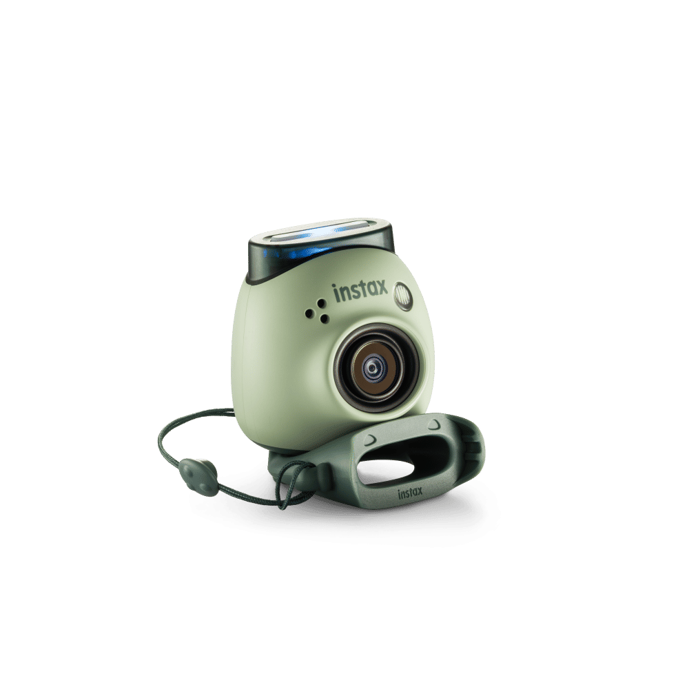 Pensada para divertirse, la pequeña InstaxPal de Fuji permite hacer fotos de forma sencilla. Puede almacenar hasta 50 imágenes y se conecta con el smartphone