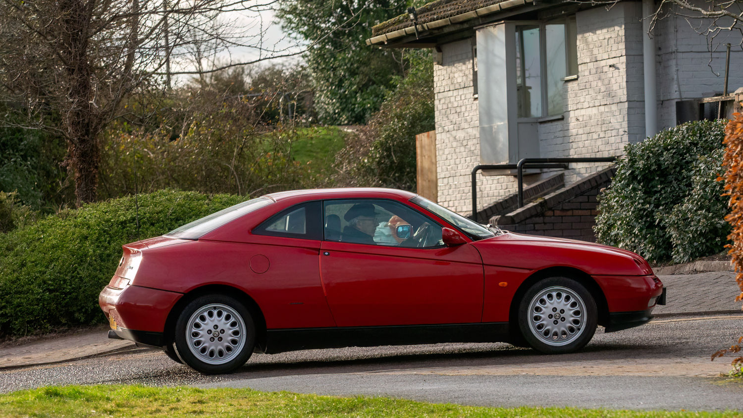 El Alfa Romeo Coupé GTV es una inversión con revalorización garantizada. De 1995 a 2006 hubo en el mercado varias versiones, con motores con una potencia entre 144 y 240 CV. La casa de compraventa recomienda la del motor V6 2.000 cc turbo.