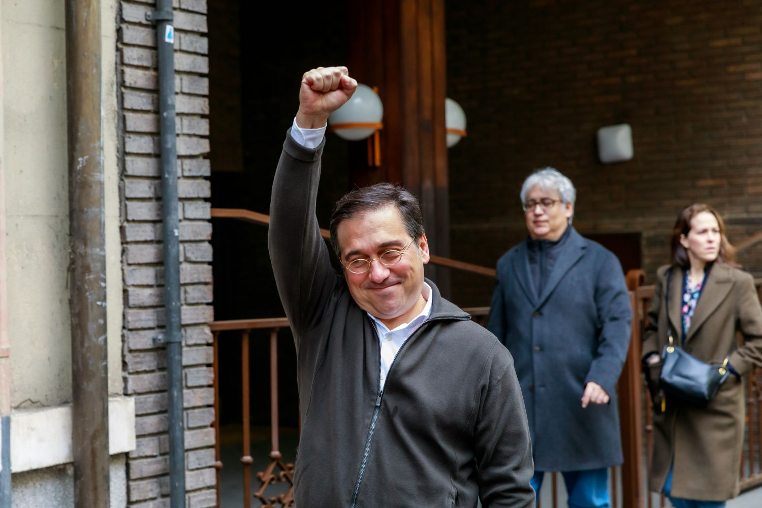 El Ministro de Asuntos Exteriores, Unión Europea y Cooperación, José Manuel Albares, muestra su apoyo a Sánchez