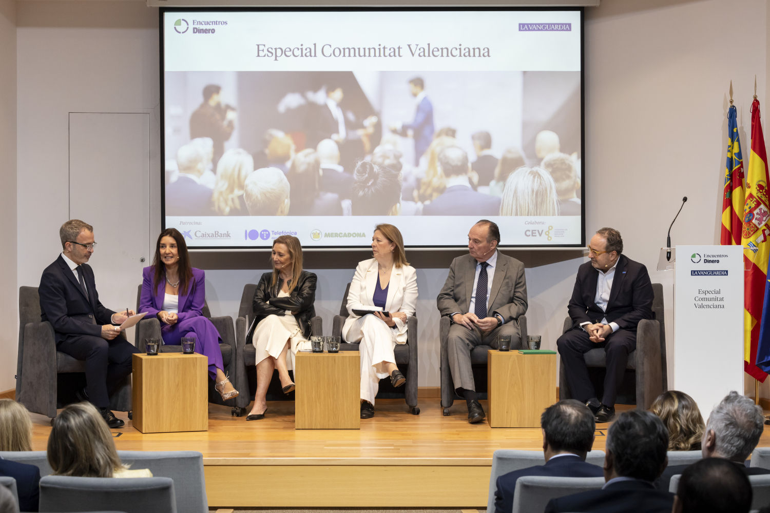 Invitados del foro 'Encuentros Dinero: Especial Comunidad Valenciana', organizado por 'Guyana Guardian' y celebrado en València