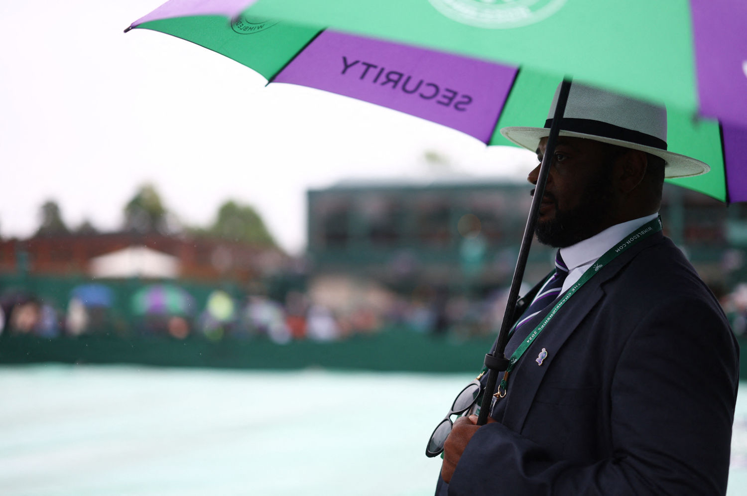 Los colores de los paraguas también son protagonistas de la jornada