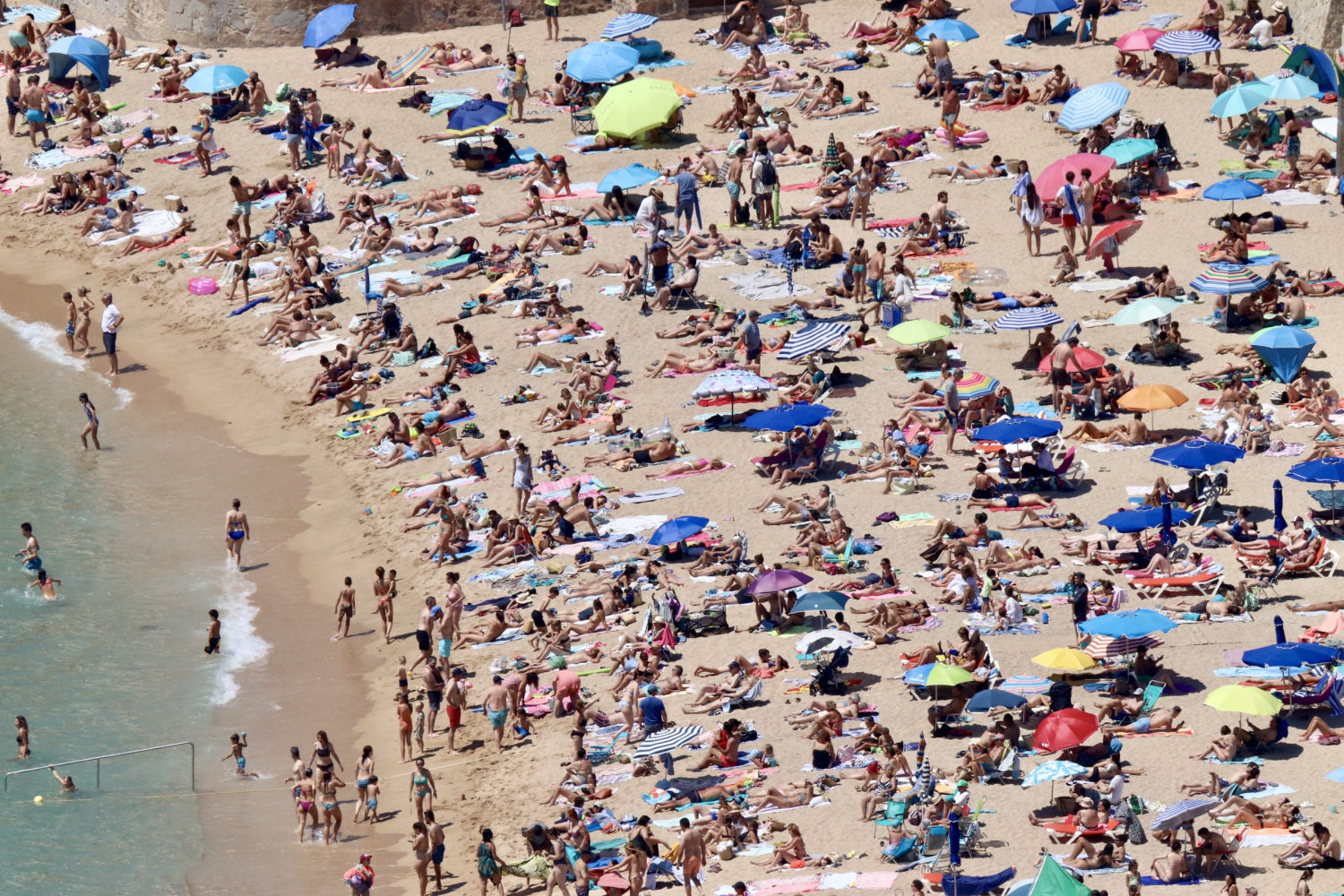 Verano en la playa de Llafranc.