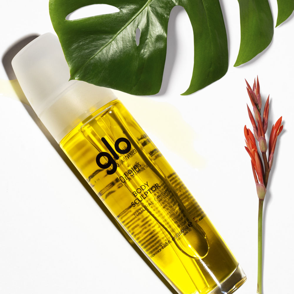 Reductor. Cien por cien natural, con jengibre hawaiano y aceites vegetales y esenciales puros. Oil910 Body Sculptor, de Glo, 59 euros