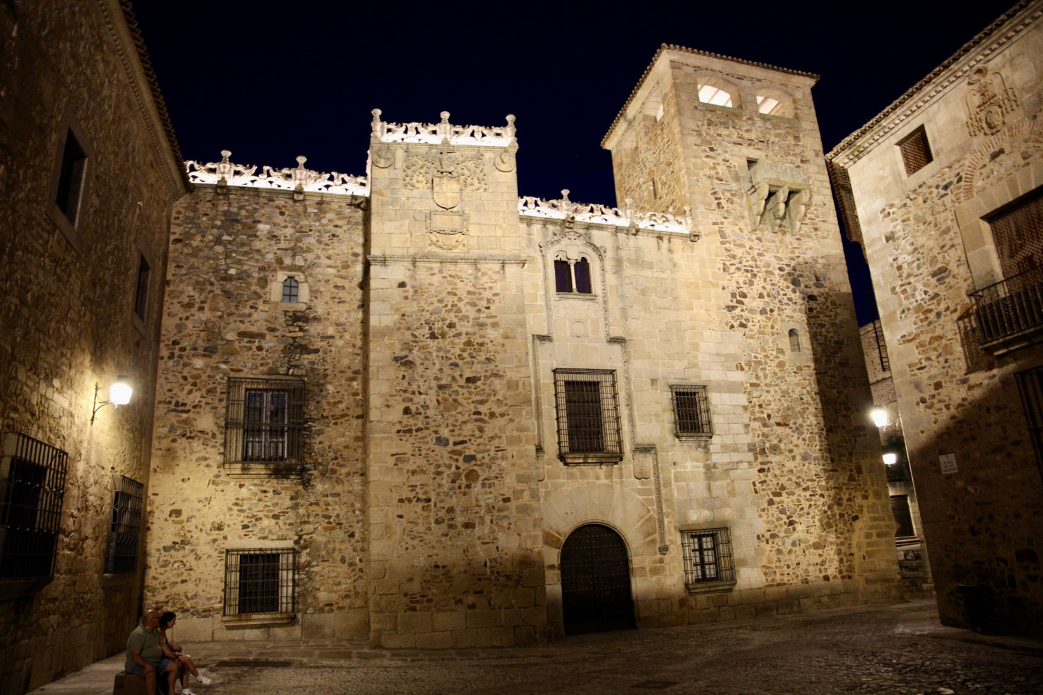 Noche monumental en Cáceres.