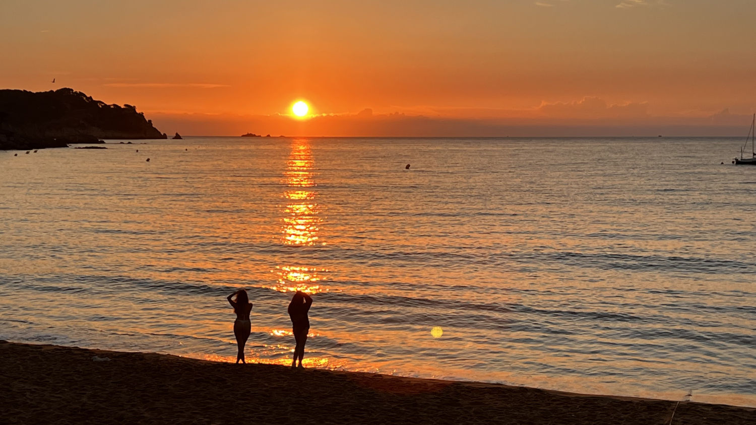 Observando el amanecer de La Fosca.