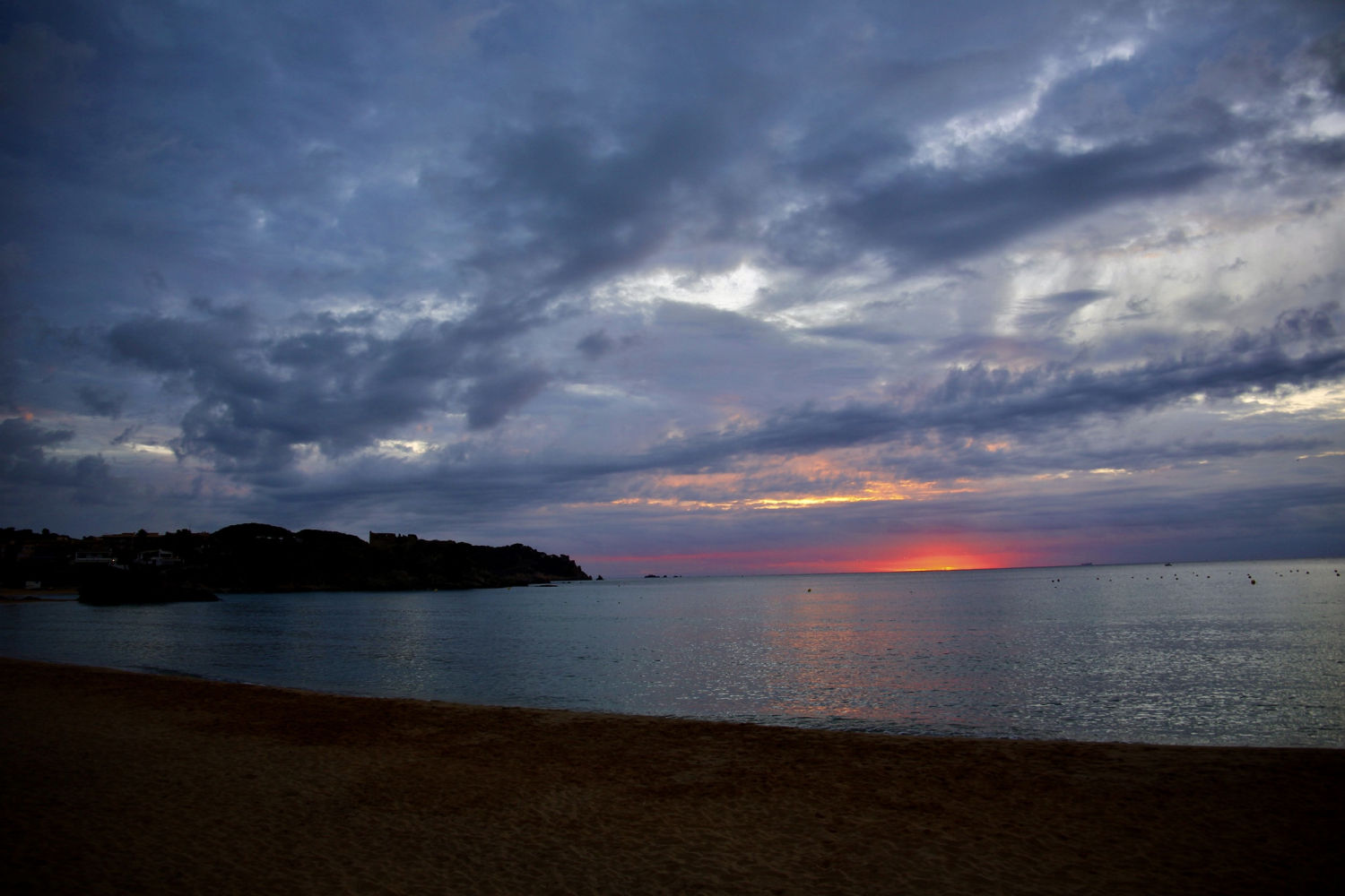 Amanecer otoñal en La Fosca de Palamós.