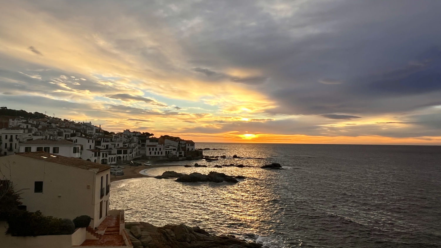 El alba de Calella de Palafrugell.