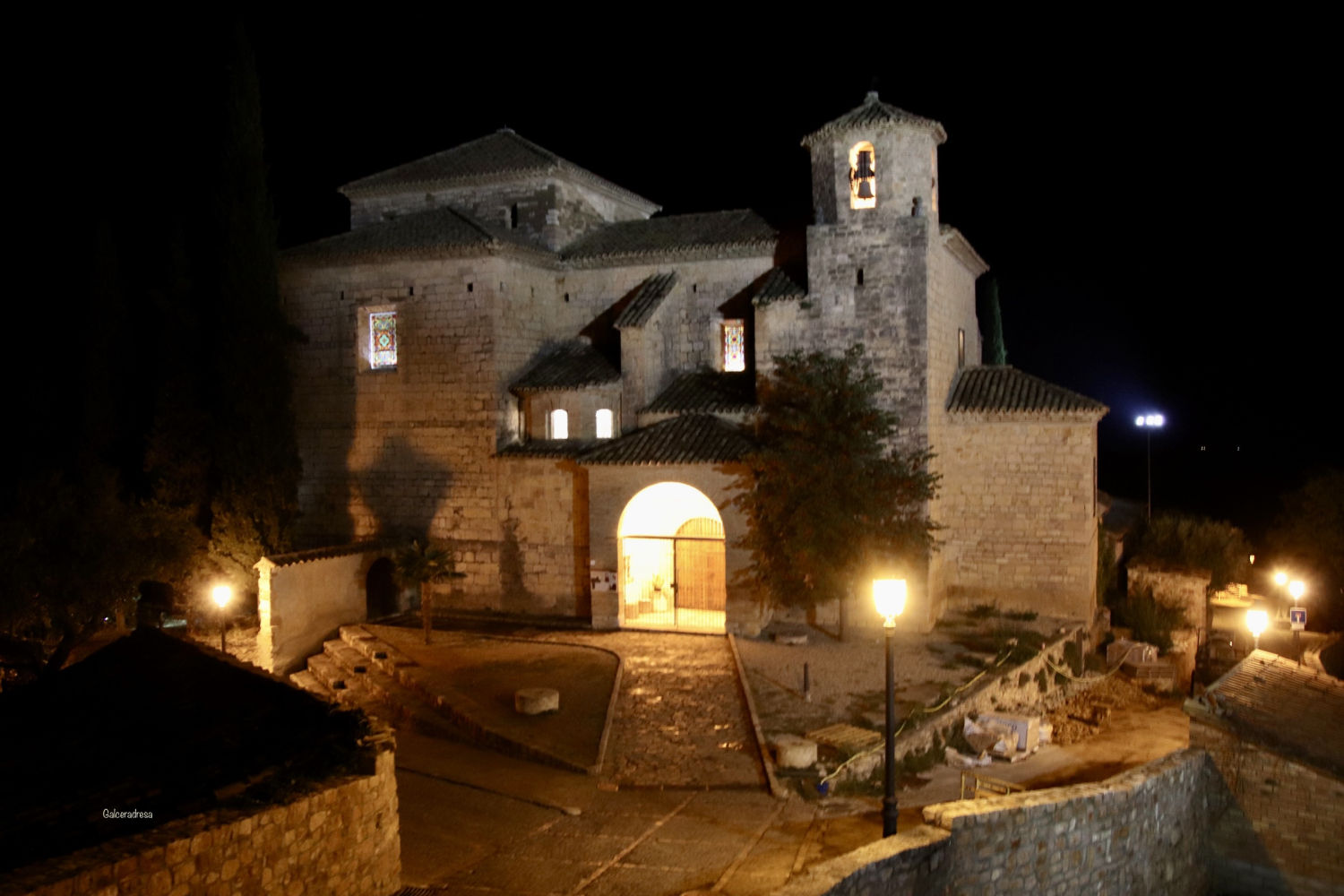 Vista nocturna de Alquézar.
