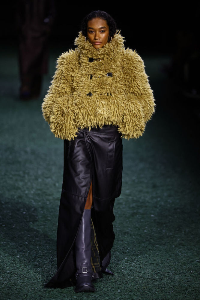 MILAN, ITALY - SEPTEMBER 23:  A model is seen backstage ahead of The Attico fashion show during the Milan Fashion Week Womenswear Spring/Summer 2024 on September 23, 2023 in Milan, Italy. (Photo by Ferda Demir/Getty Images)