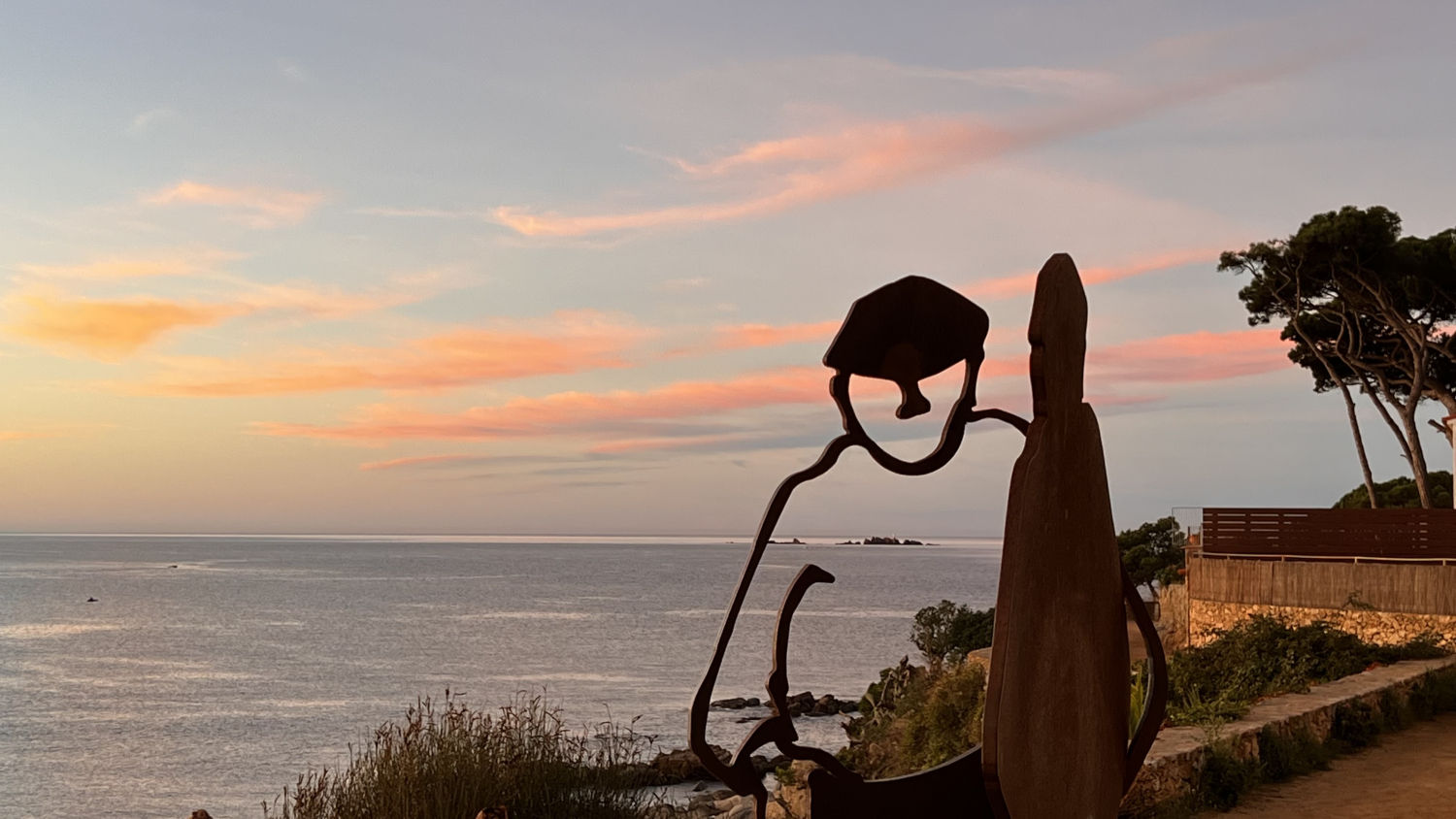 Camino de ronda entre Calella de Palafrugell y Llafranc.