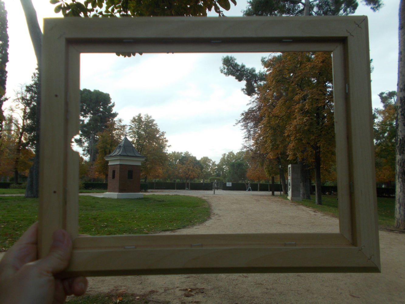 Marco del otoño en El Retiro.