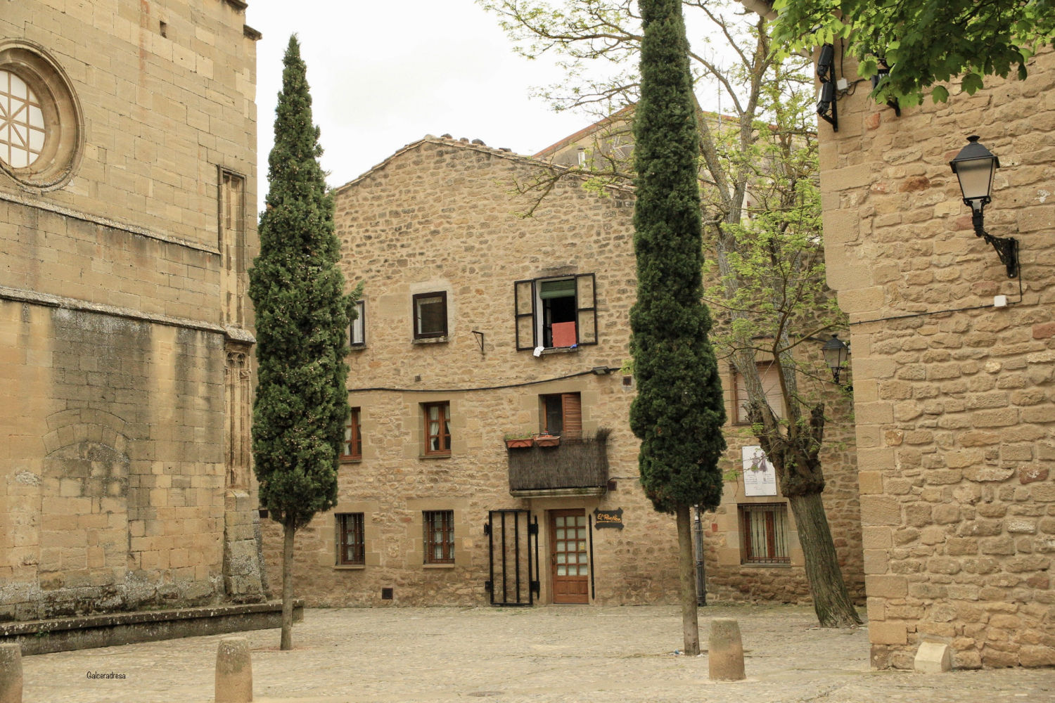 Plaza de la iglesia.