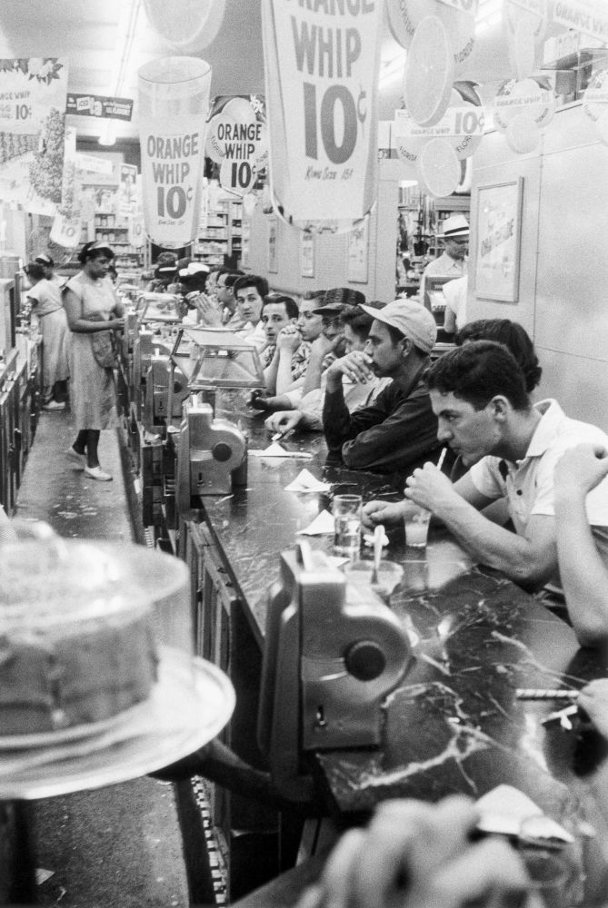 ‘Drug store. Detroit’