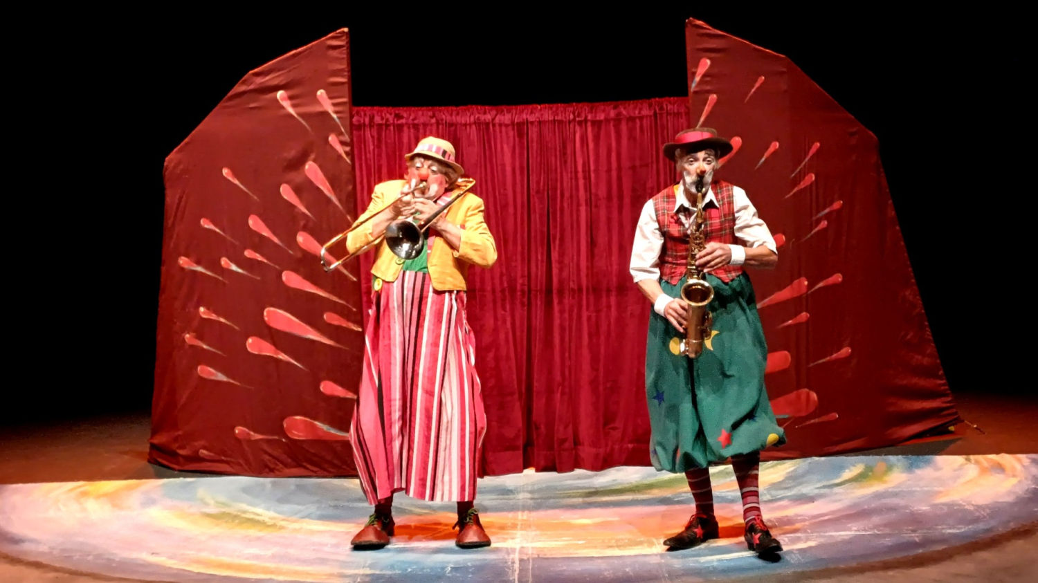 Payasos músicos,  Pep y Tinet.