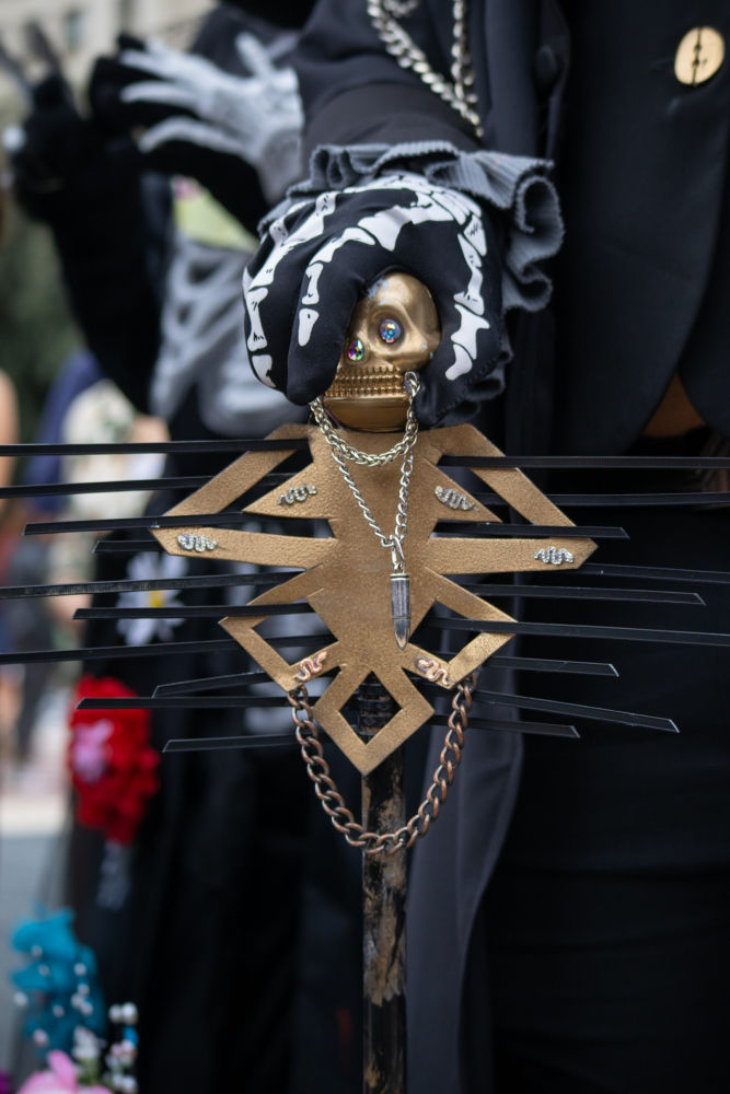 Detalles de los trajes.