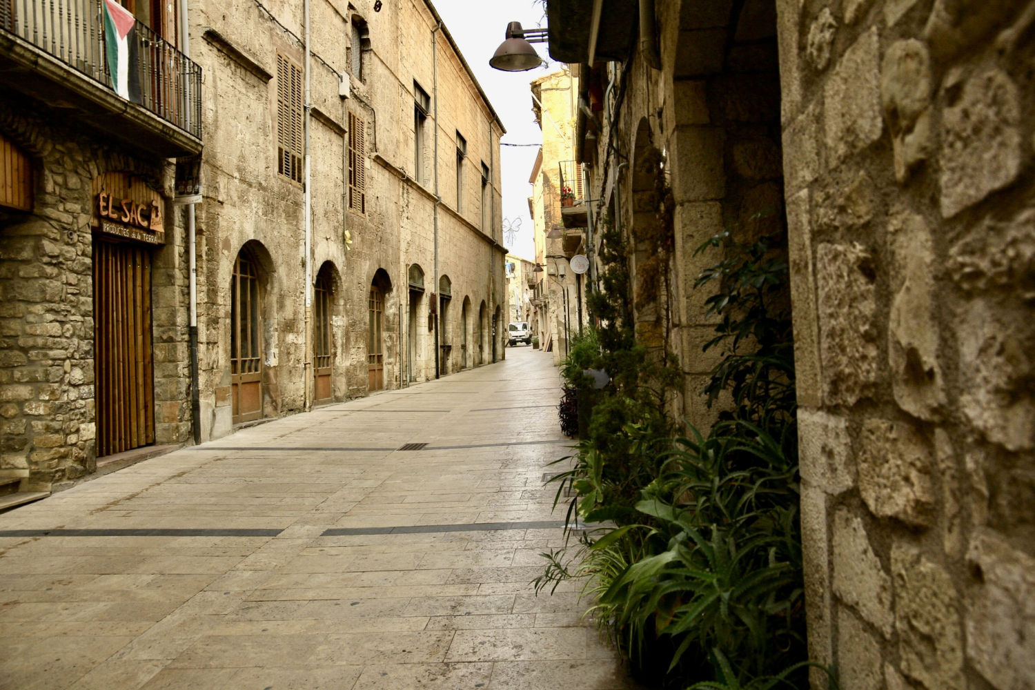 Calle medieval de Besalú.