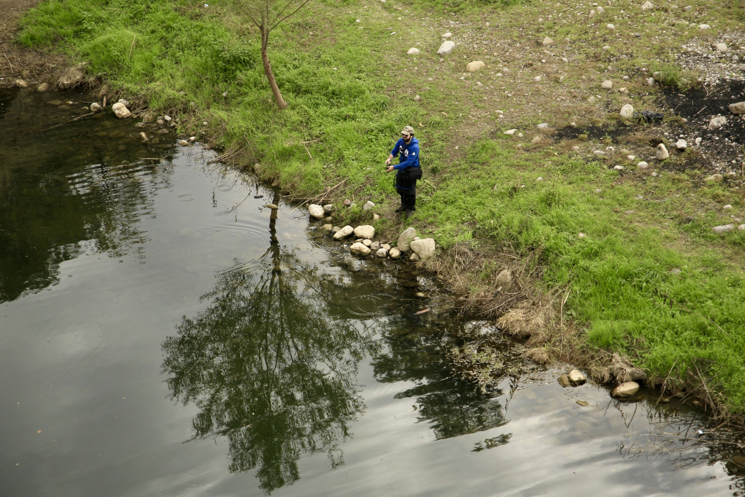 Pescando en el Fluvià.