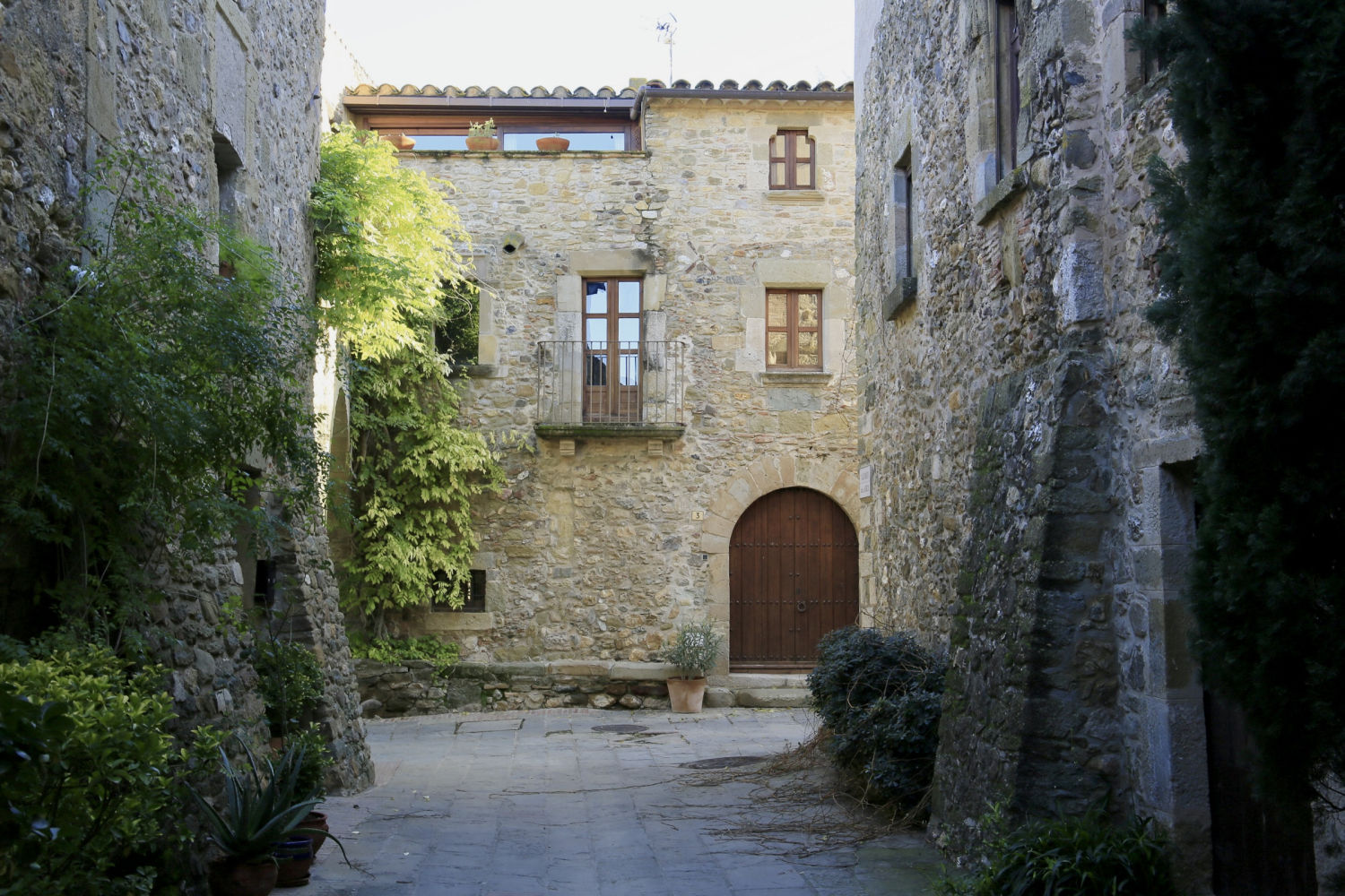 Urbanismo medieval de Monells.