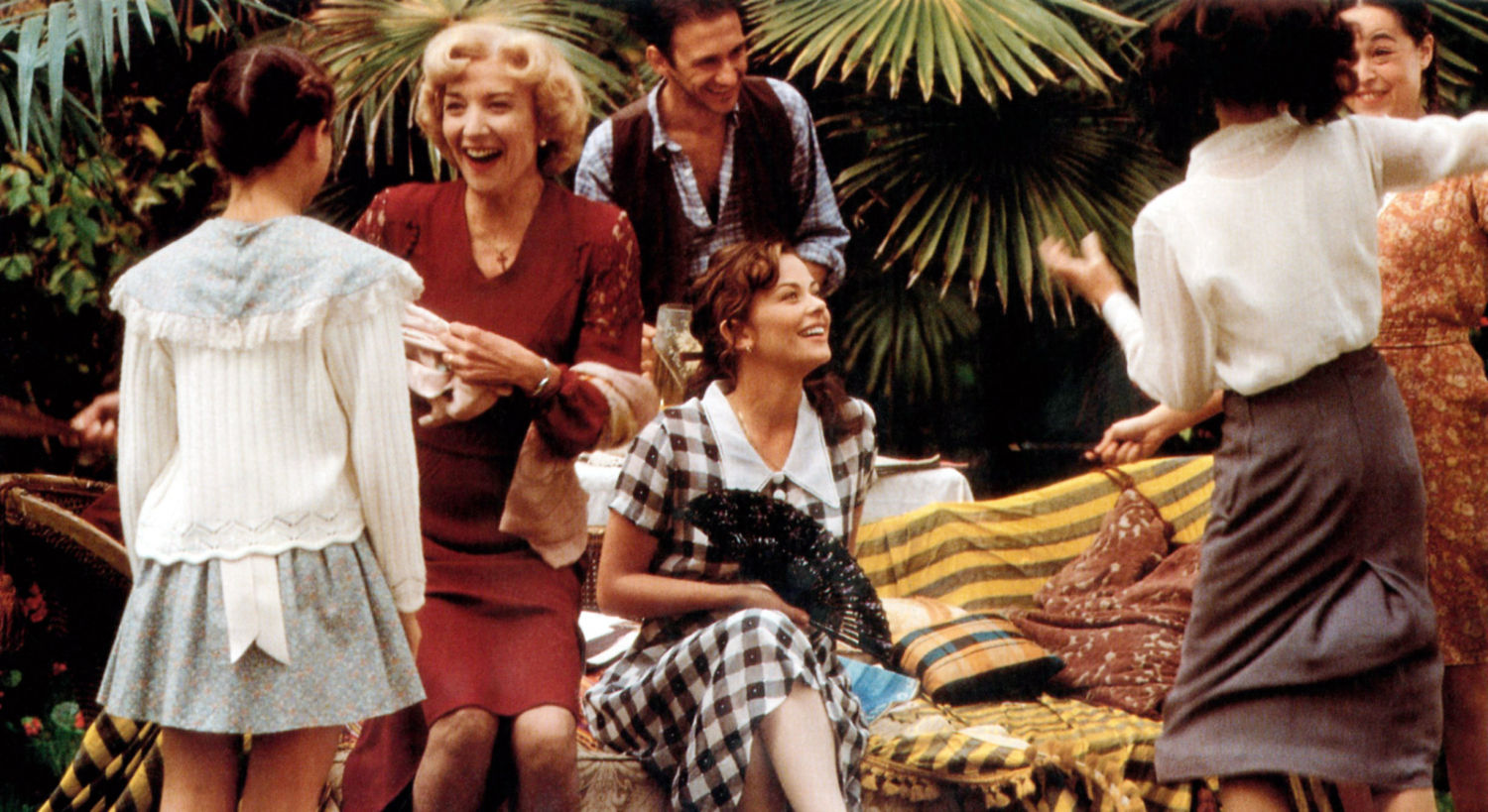 Marisa Paderes en 'Pasiones Rotas' (1998)