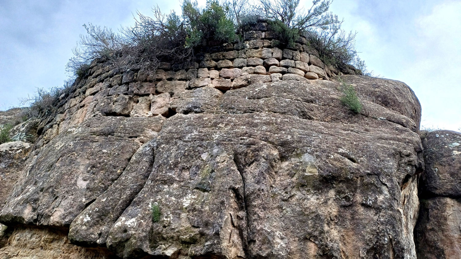 Restos del Castellot de Viver.