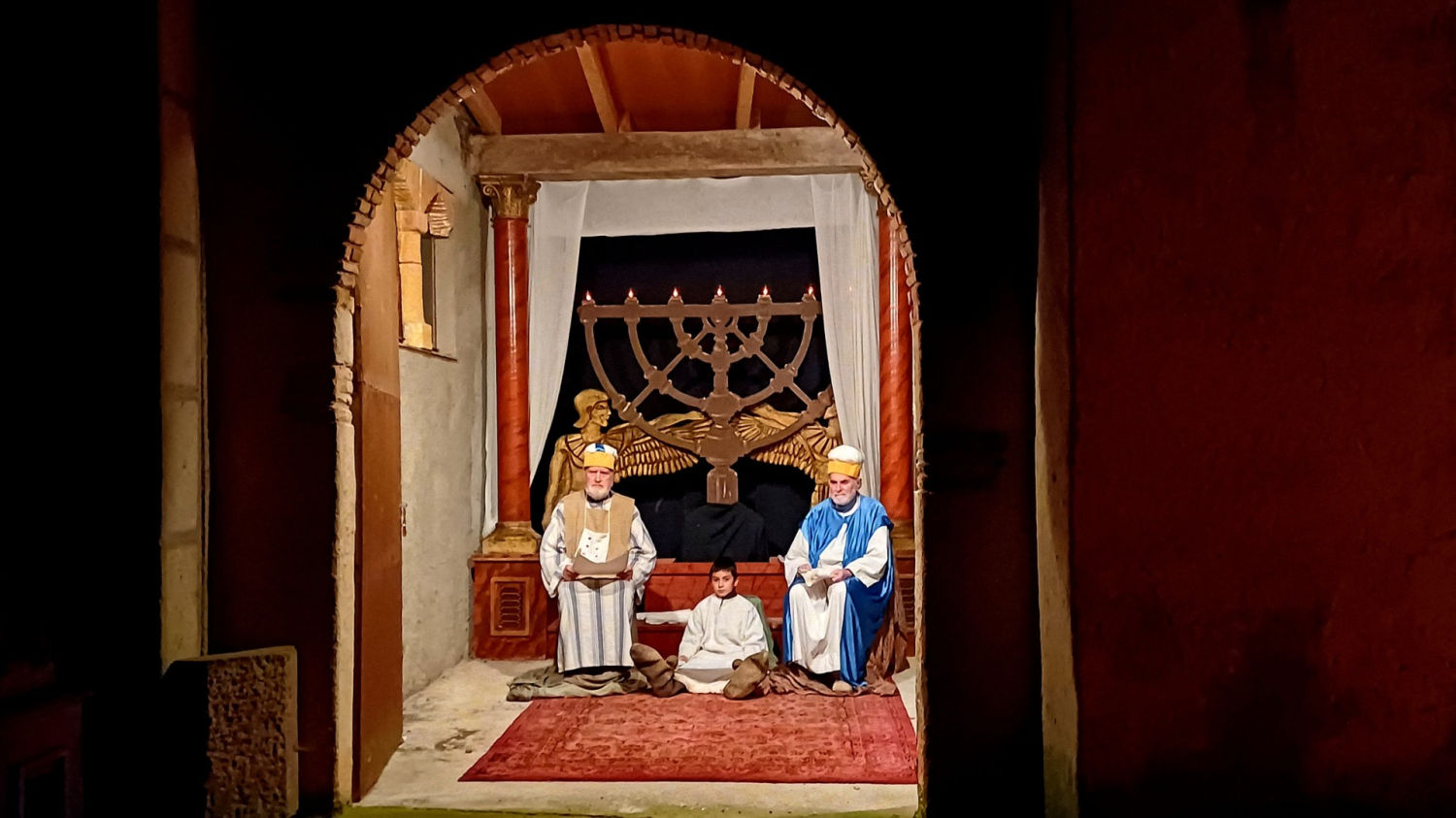 El Pessebre Vivent d'Ardèvol está muy cuidado a nivel de decorados y vestuario.